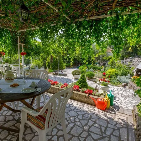Appartamento In Crikvenica 14100 *